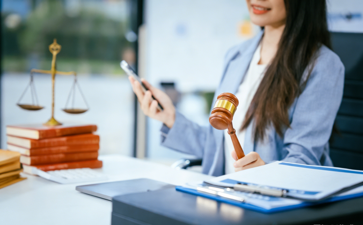 海運貨物受損，船公司、貨代與保險公司，誰該賠？